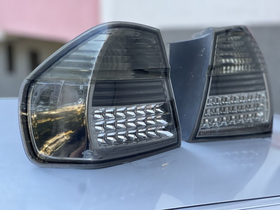 Led  външени стопове бели за BMW E90