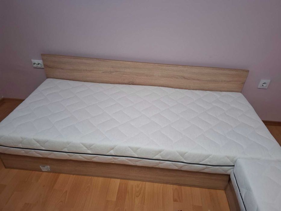 Двулицеви матраци 82 190см  18 см височина