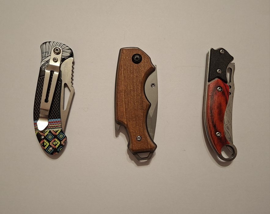 Briceag / cuțit pliabil mic ( 3 modele diferite )