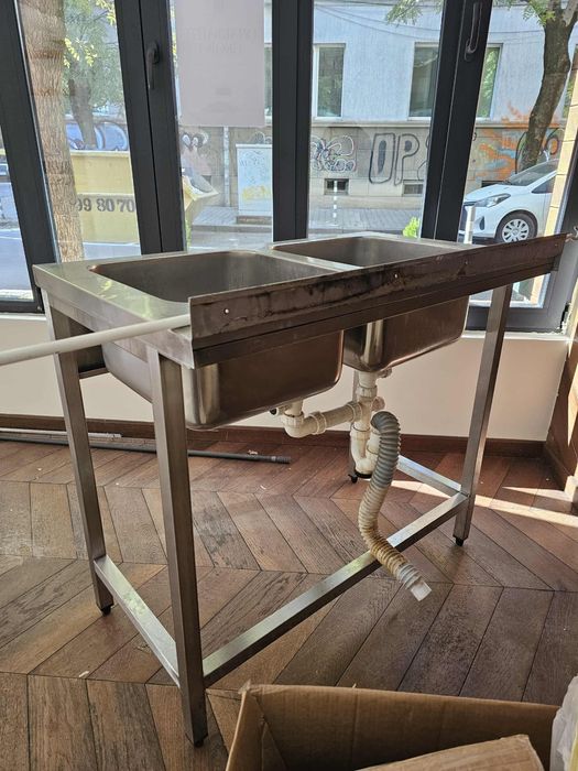 Двойна мивка за кухня