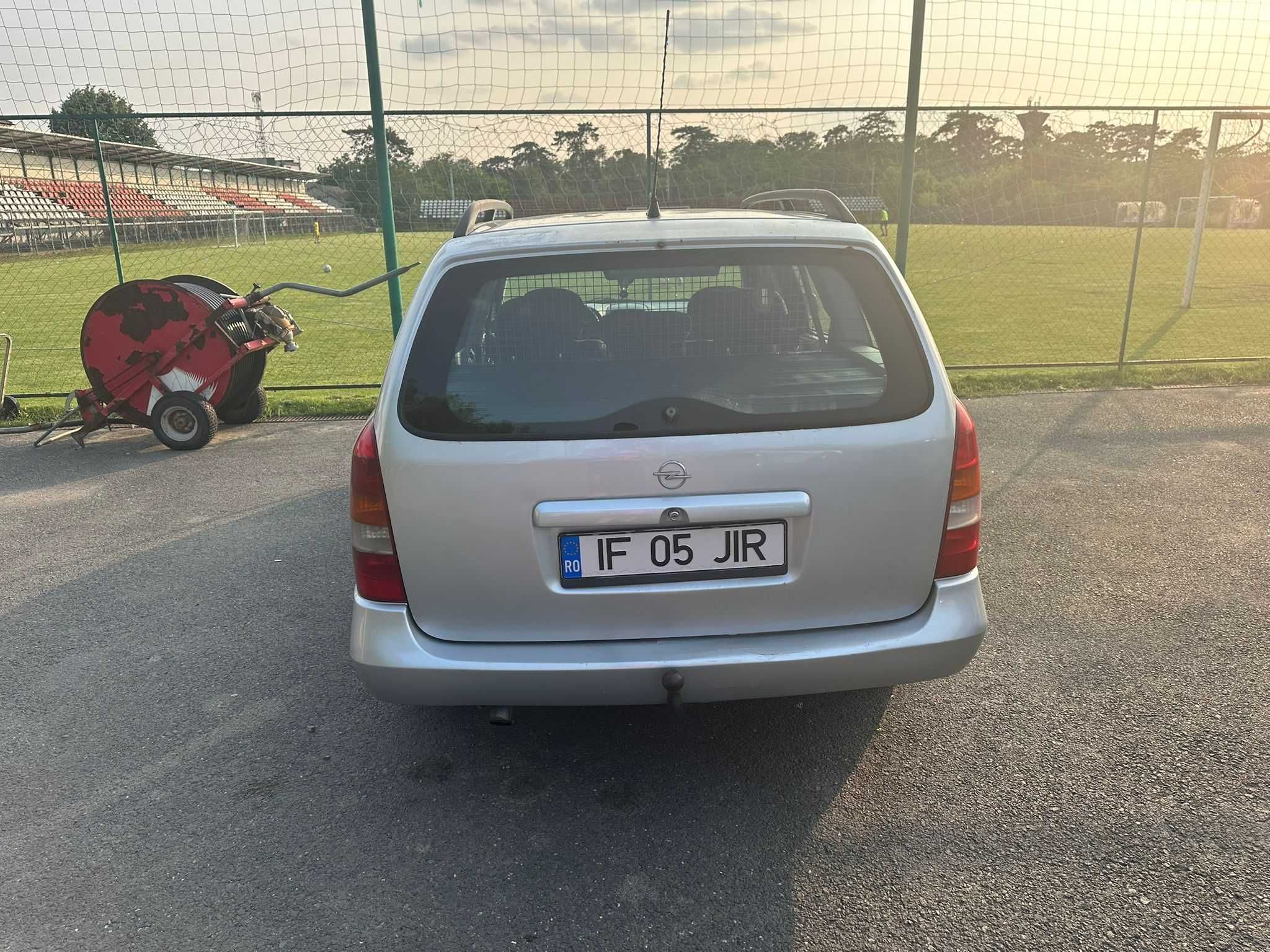 Se vinde Opel Astra G
