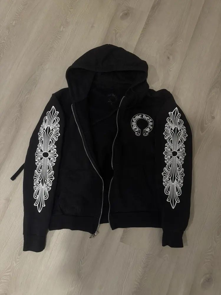 Chrome hearts суичер