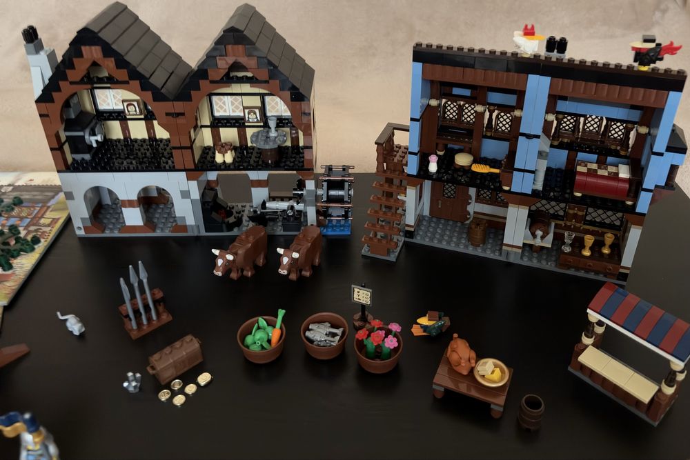 Lego 10193 Medieval Market Village
