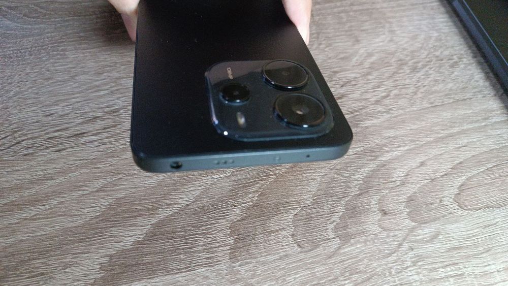 Продам телефон redmi note 14