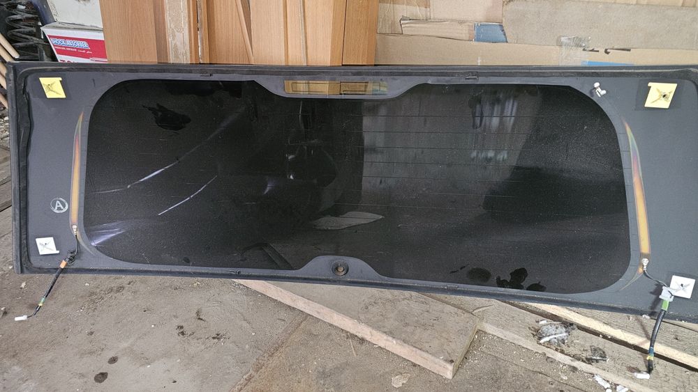 Продам заднее стекло ТЛК200