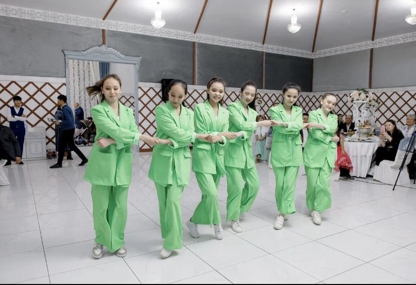 Танцевальные костюмы