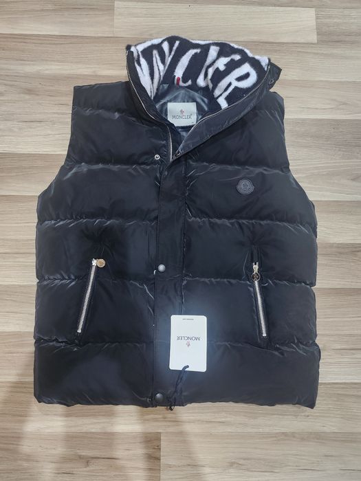 Дамски елек Moncler