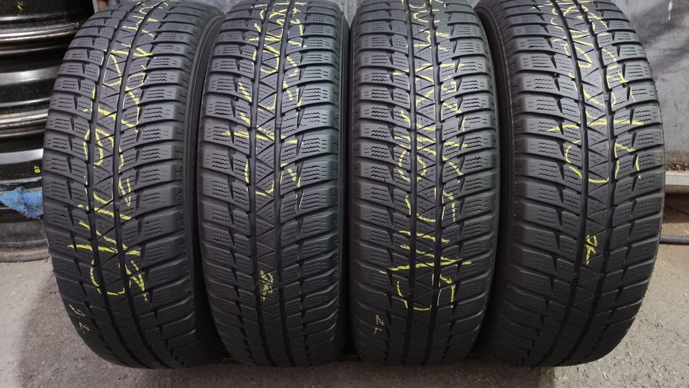 4бр. зимни гуми 185/65/15 Sumitomo, dot22
dot22
7mm
Добро състояние на