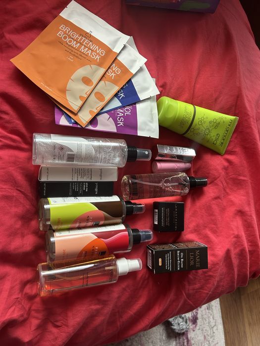 Продавам нова козметика!