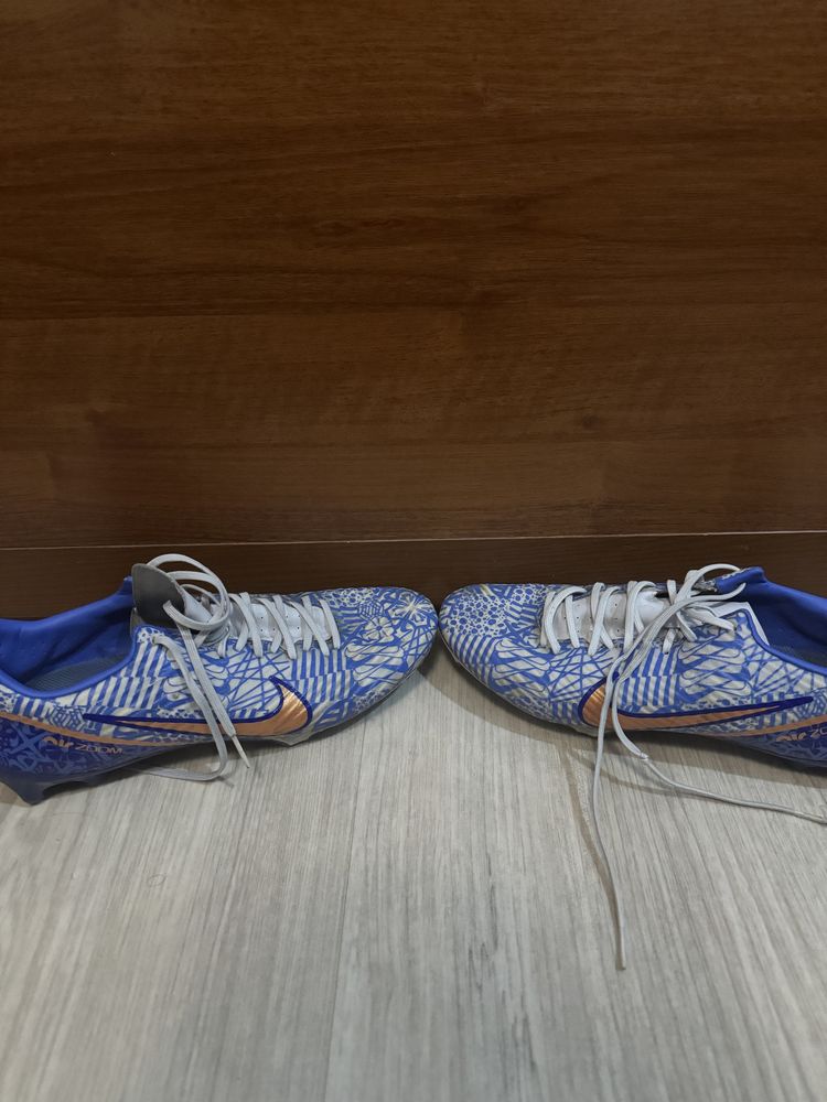 Nike Zoom Mercurial Vapor 15 Academy CR7 FG/MG