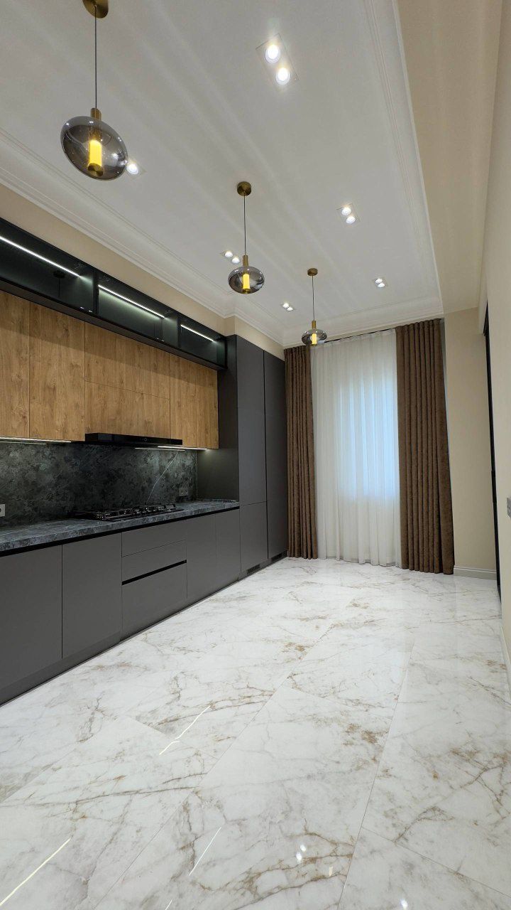 ЖК Kamron Palace 5/10-11/11 157м² евроремонт