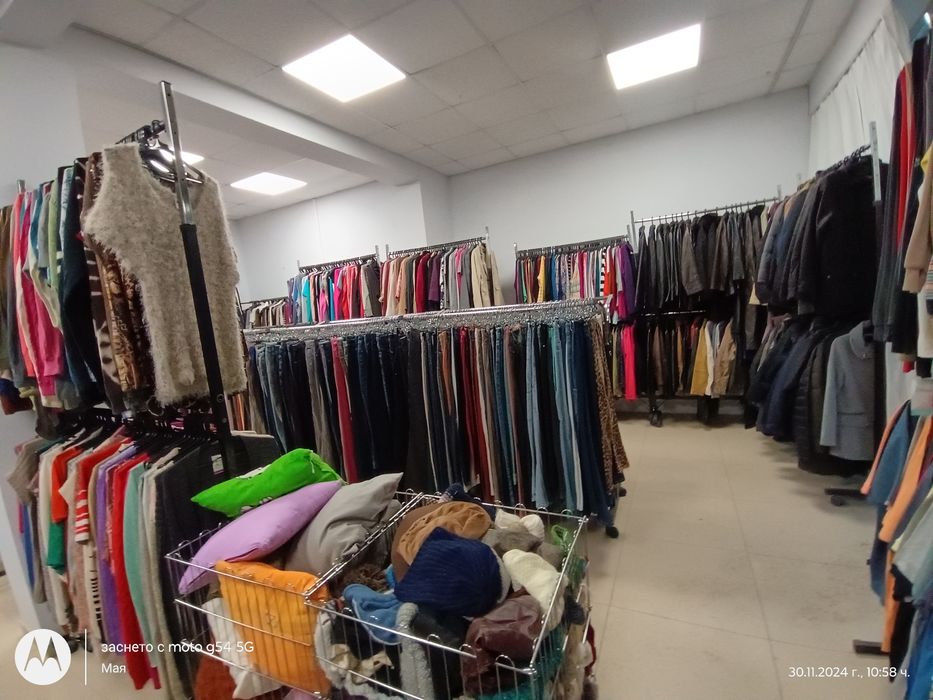 Дрехи втора употреба  3 лв кг, само ако се вземе всичката стока