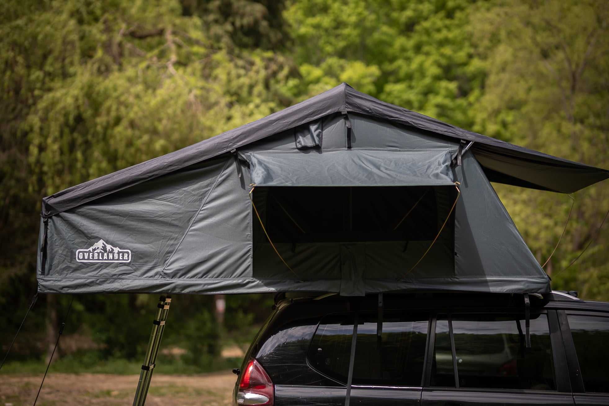 Cort auto Overlander Explorer 193 cm cu sky roof