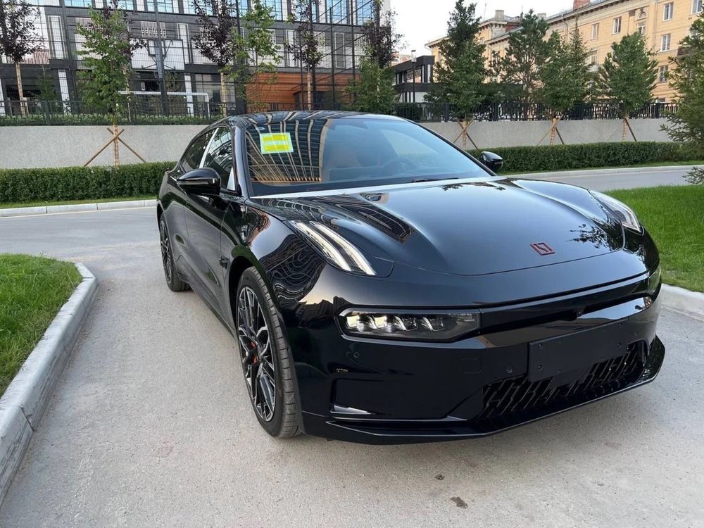 Zeekr 001 z sport 2024