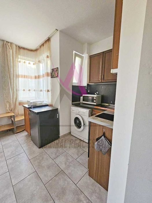 Дава се под наем Двустаен апартамент в Варна, Колхозен пазар - 55 кв.м за 389 € - Снимка #1