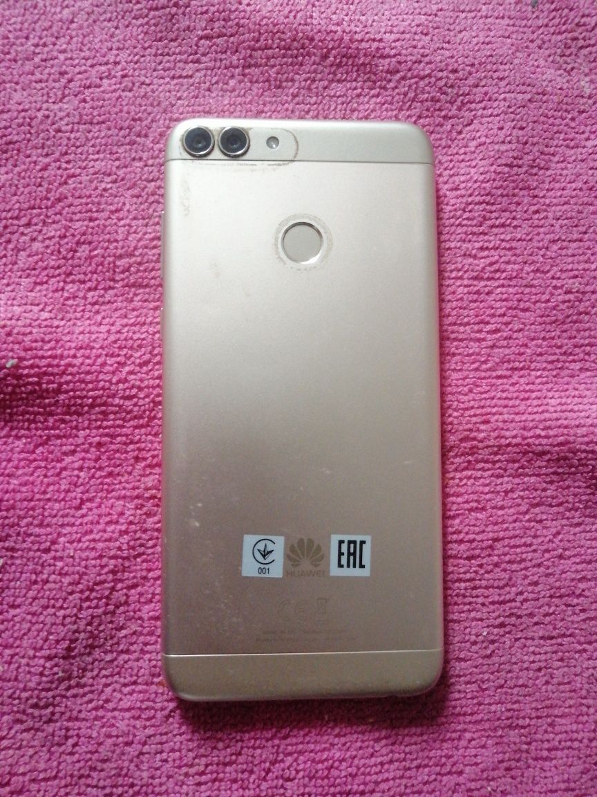 Huawei p smart 3/32 гб