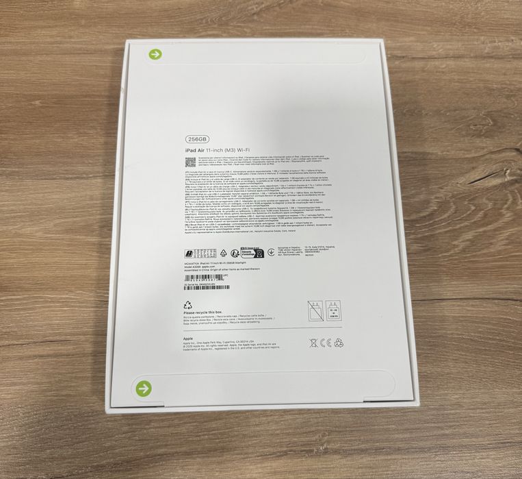 iPad Air 11-inch ( M3 ) Wi~Fi / Sigilata - Starlight