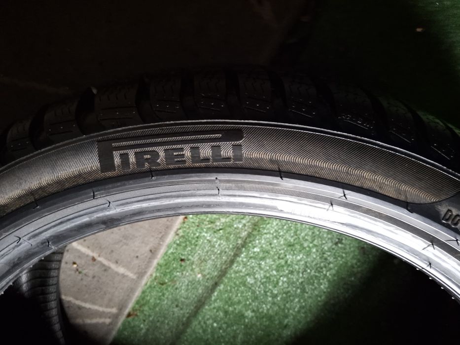 225 40 18 Pirelli DOT 2021 iarna NOI