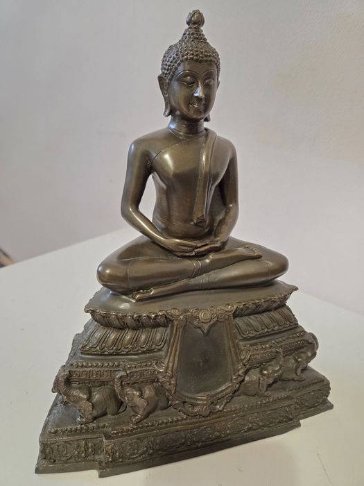 Много стара месингова Буда идеална за вашия дом или офис