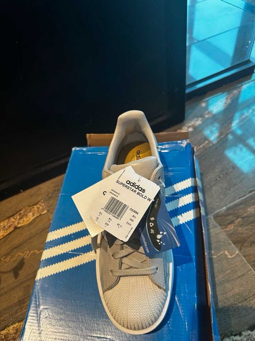 Маратонки Adidas