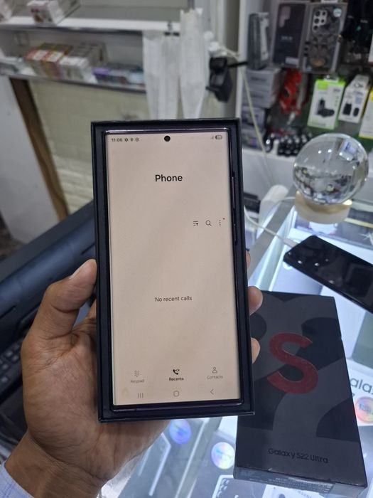 Samsung Galaxy S22 Ultra 5G Vietnam 12/256 Gb