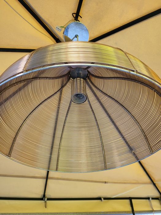 Lustra metalică/ corp iluminat