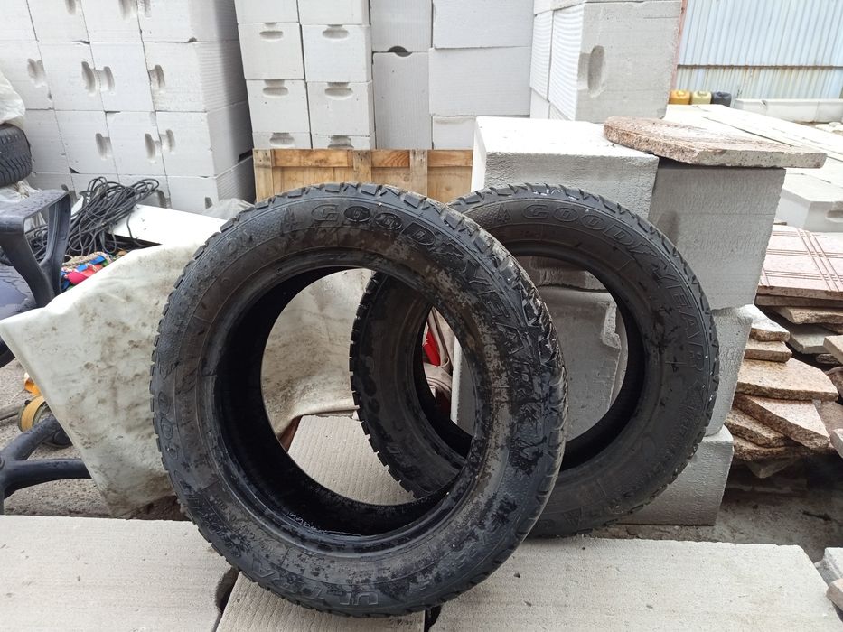 Продам шину в отличном состоянии