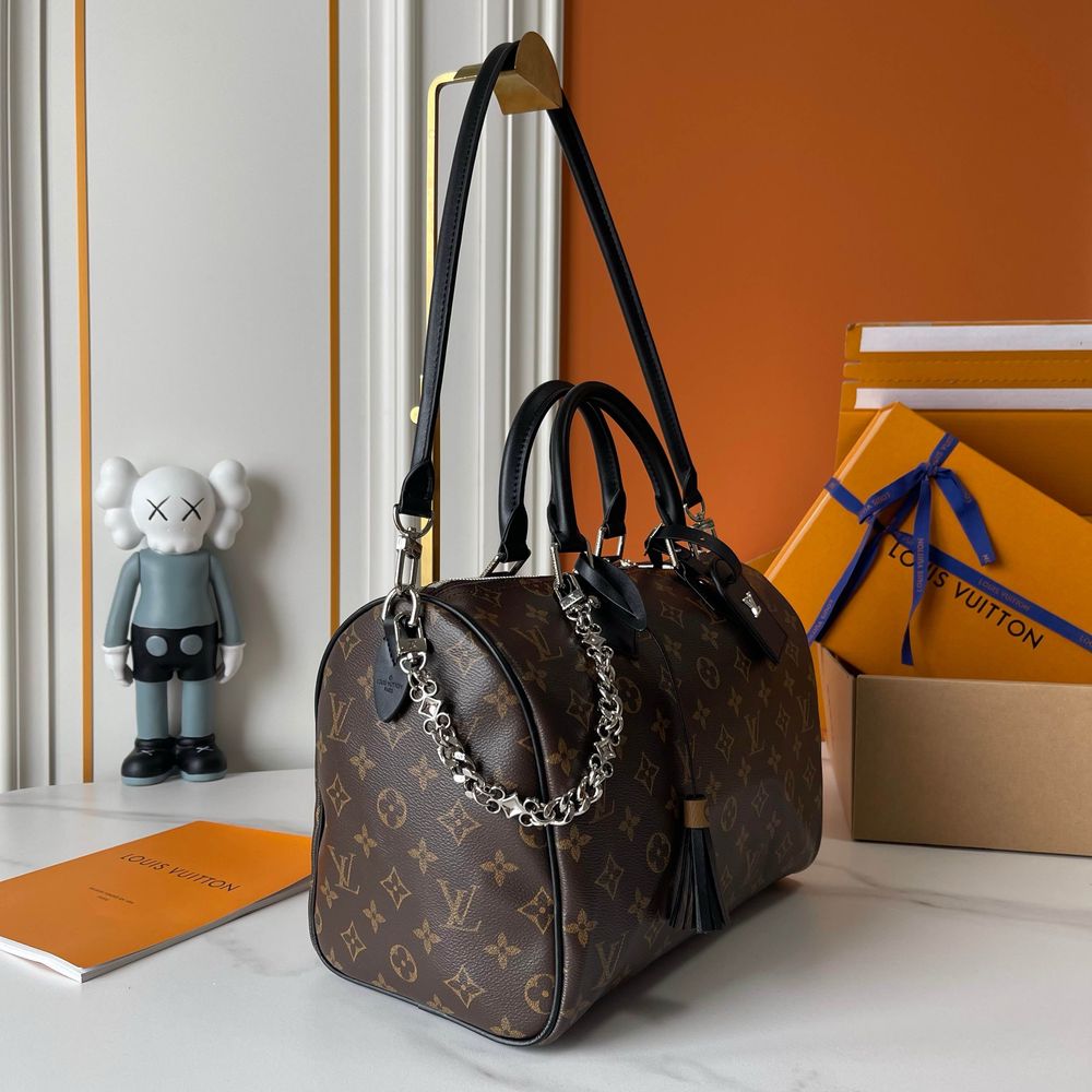 Geanta Louis Vuitton 30 cm stoc