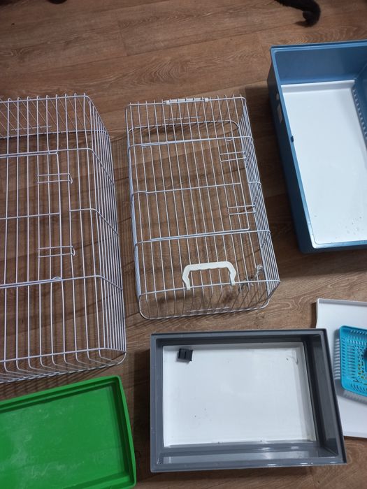 Lot Custi animale,tavite ,cutie transport