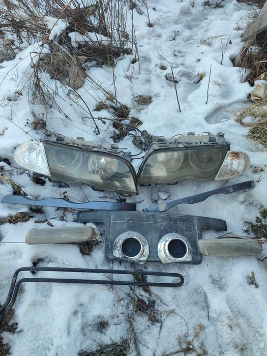 Продам фары передние