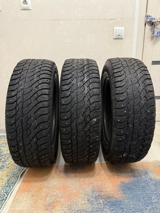 Продам зимние шины 215/65/16 Viatti