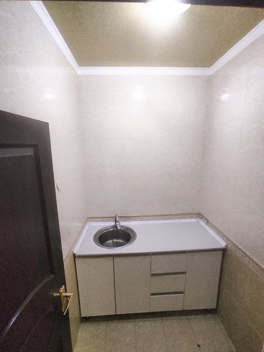 Вдоль дороги под офис и другое, Чиланзар 3 квартал