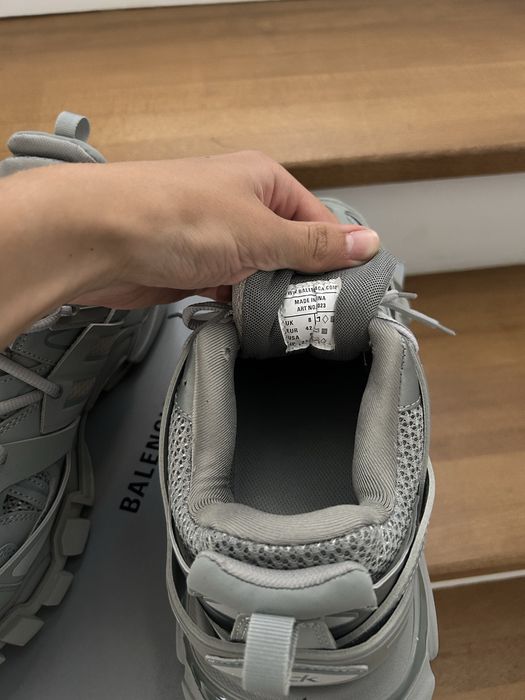 Balenciaga track
