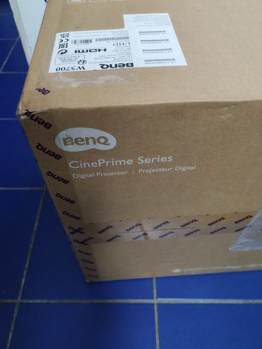 Video proiector Benq w5700 Amanet Canta