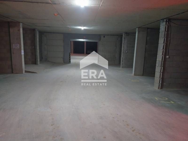 Продава се Гараж / Паркомясто в Варна, м-т Планова - 12 кв.м за 1250 €/кв.м - Снимка #4