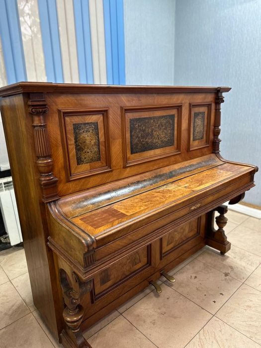 Продам пианино немецкой фирмы Berlin