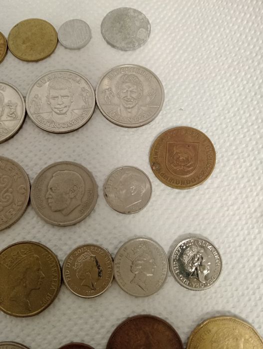 Am multe monezi vechi din mai multe țări europene