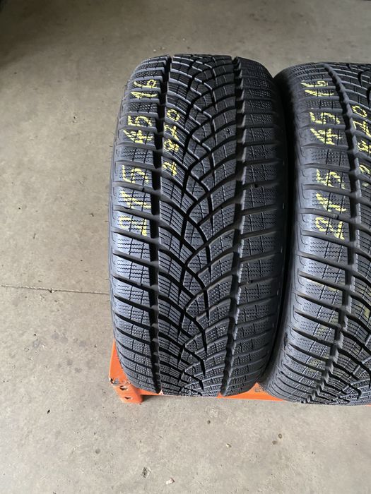 Anvelope iarna 215/45/16 Goodyear Ultra Grip Performance 215 45 16 R16