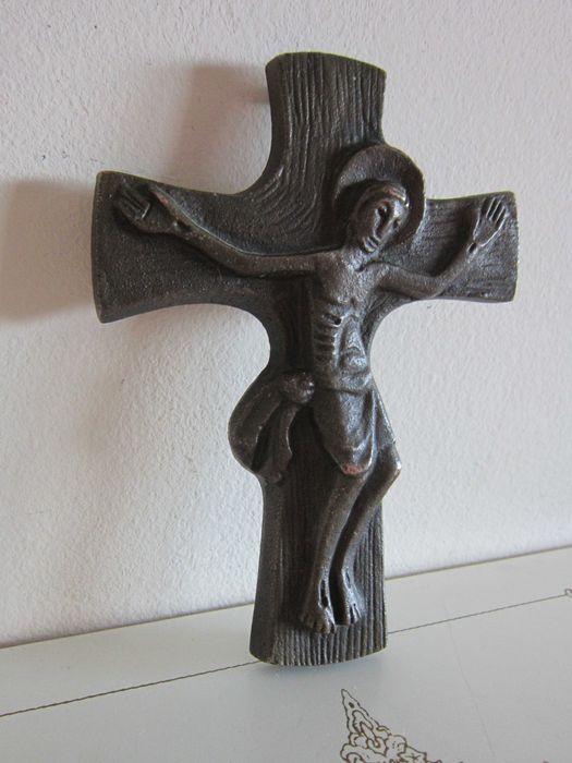 rar Crucifix Cruce bronz brutalist Egino Weinert