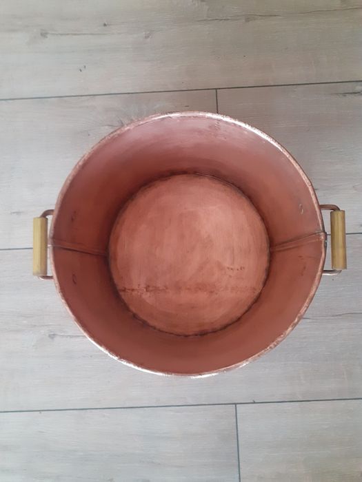 Oale de cupru cu mâner