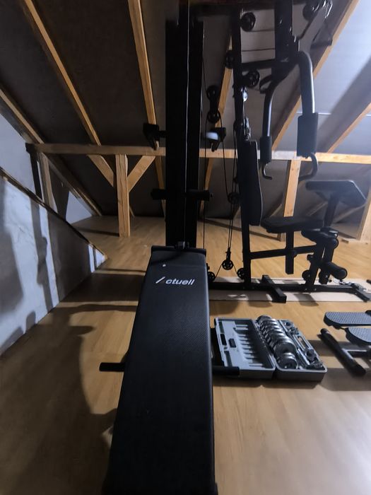 Aparat multifuncțional fitness, bonus steper și set gantere.