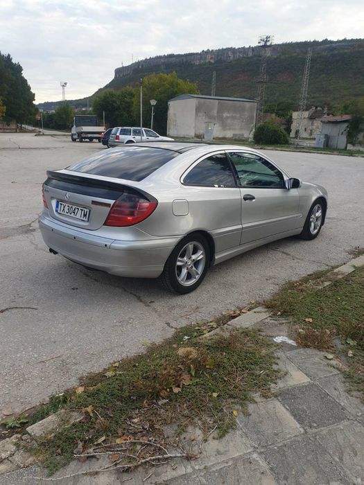 Mercedes-Benz C 180


1.8, Kупе, Употребяван, нов внос