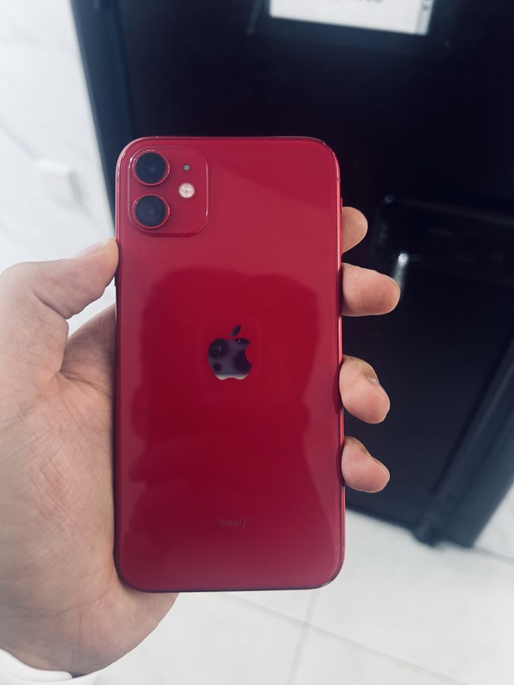 iPhone 11 77% 64 gb