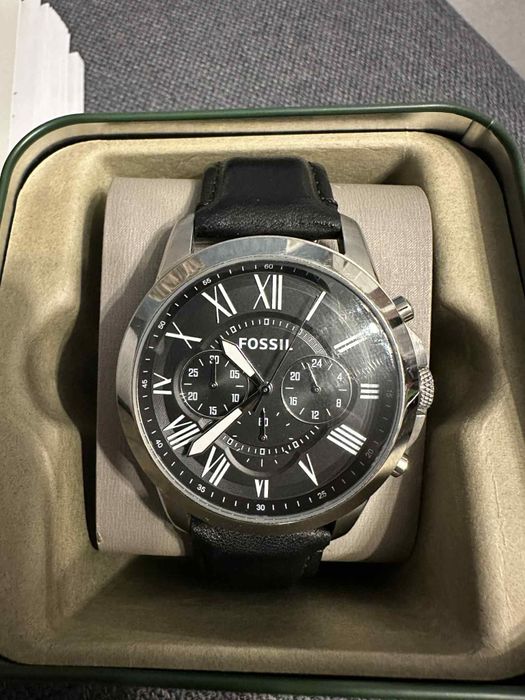 Кварцов мъжки часовник Fossil FS4812 хронограф
