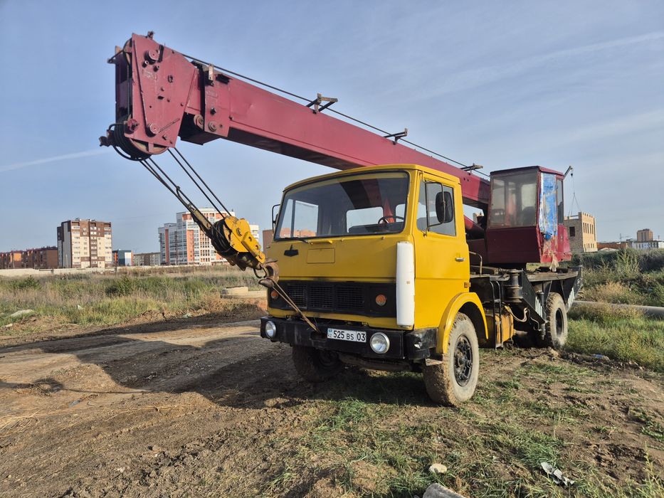 Автокран МАЗ 1994