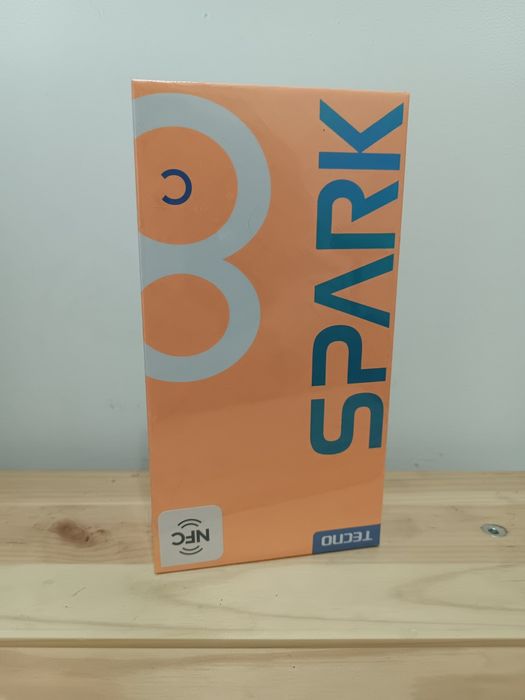 Смартфон Tecno Spark 8c