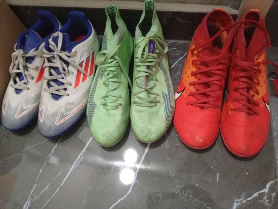 Сет детски маратонки и бутонки