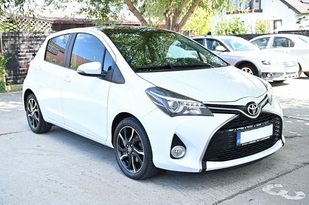 Vand Toyota Yaris unic proprietar