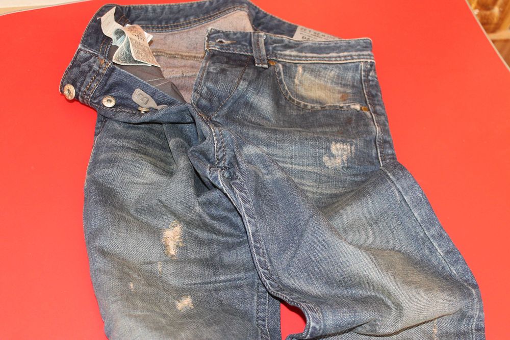 Blugi Diesel model Darron