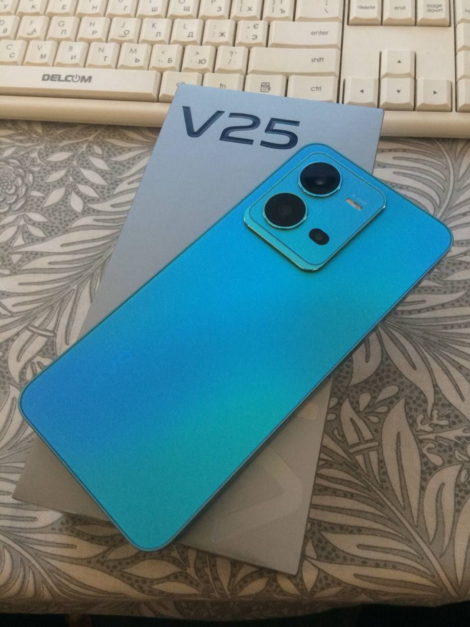 Vivo v25 8/256gb